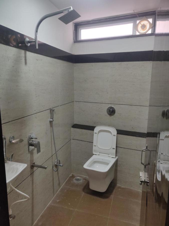 Hotel Rb Palace Индор Екстериор снимка