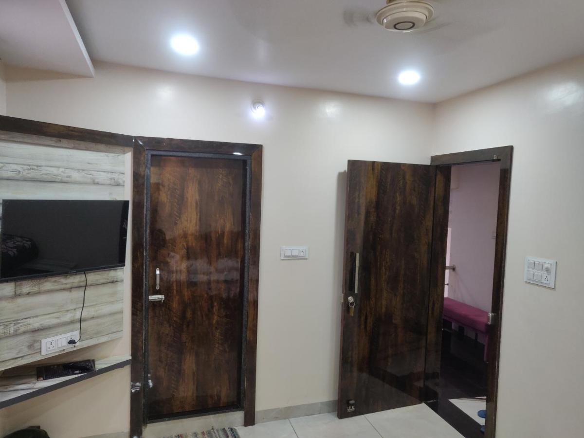 Hotel Rb Palace Индор Екстериор снимка